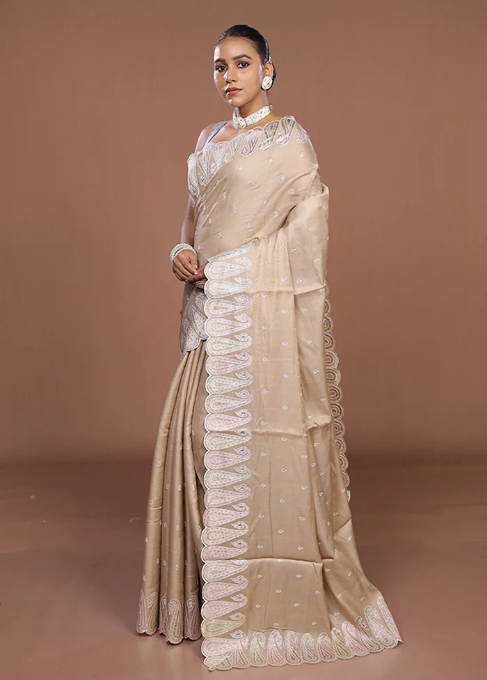 Cream Dupion Silk Saree With Blouse Piece - Image 4