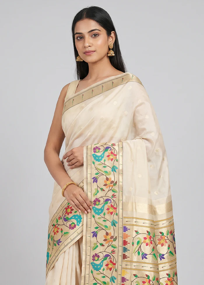 Cream Dupion Silk Saree With Blouse Piece - Image 2