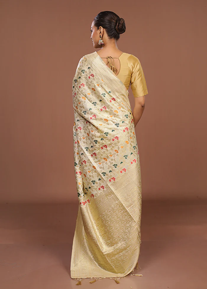 Cream Dupion Silk Saree With Blouse Piece - Image 3