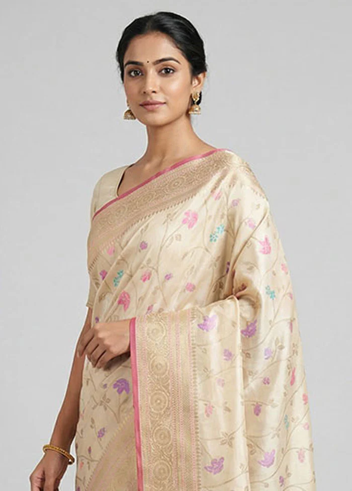 Cream Dupion Silk Saree With Blouse Piece - Image 2