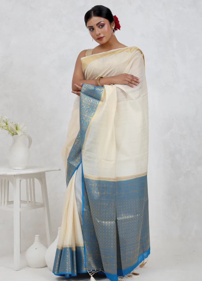 White Dupion Silk Saree With Blouse Piece - Image 2