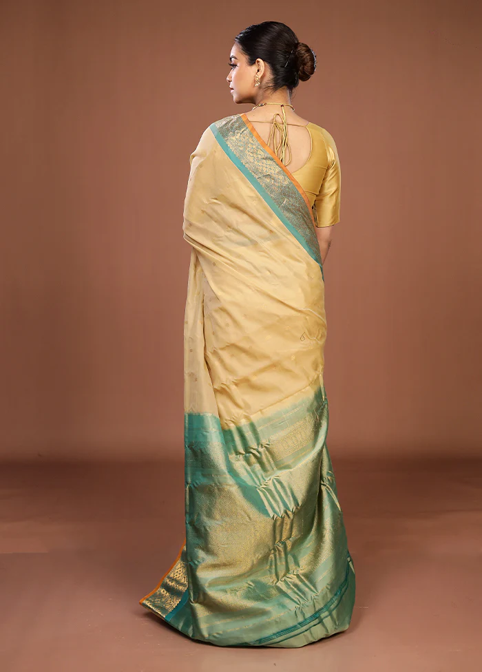 Cream Gadwal Pure Silk Saree Without Blouse Piece - Image 3