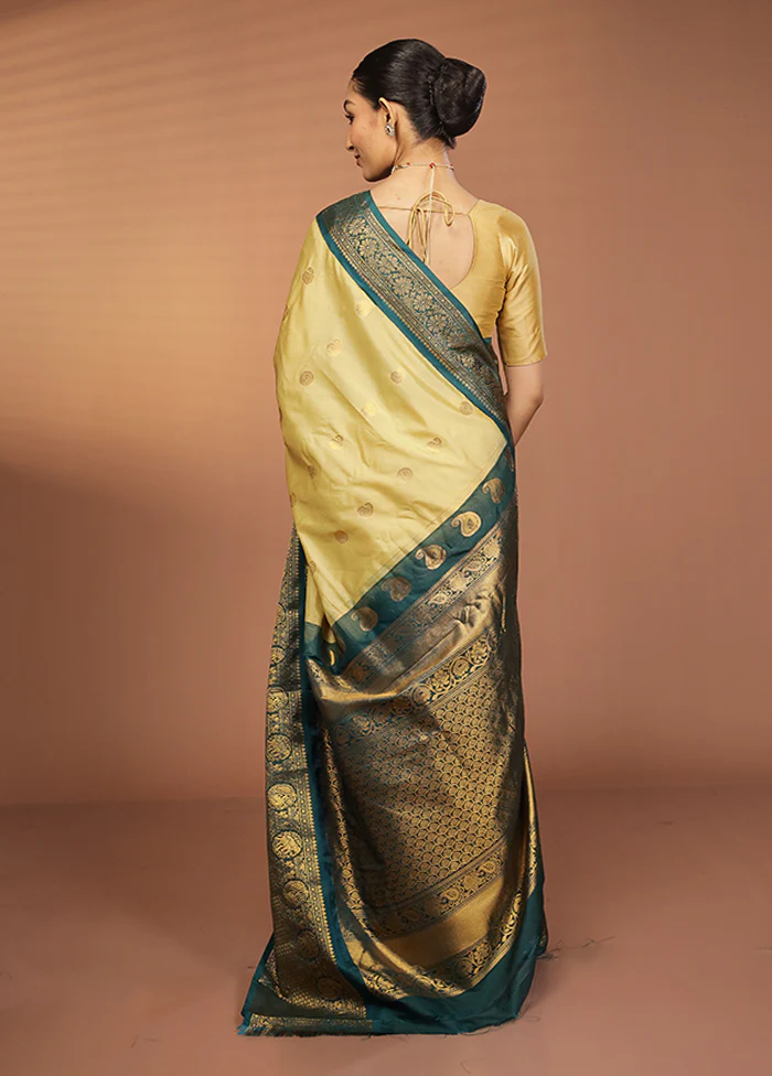 Cream Gadwal Silk Saree Without Blouse Piece - Image 3
