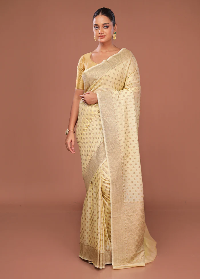 Yellow Georgette Saree With Blouse Piece - Image 2