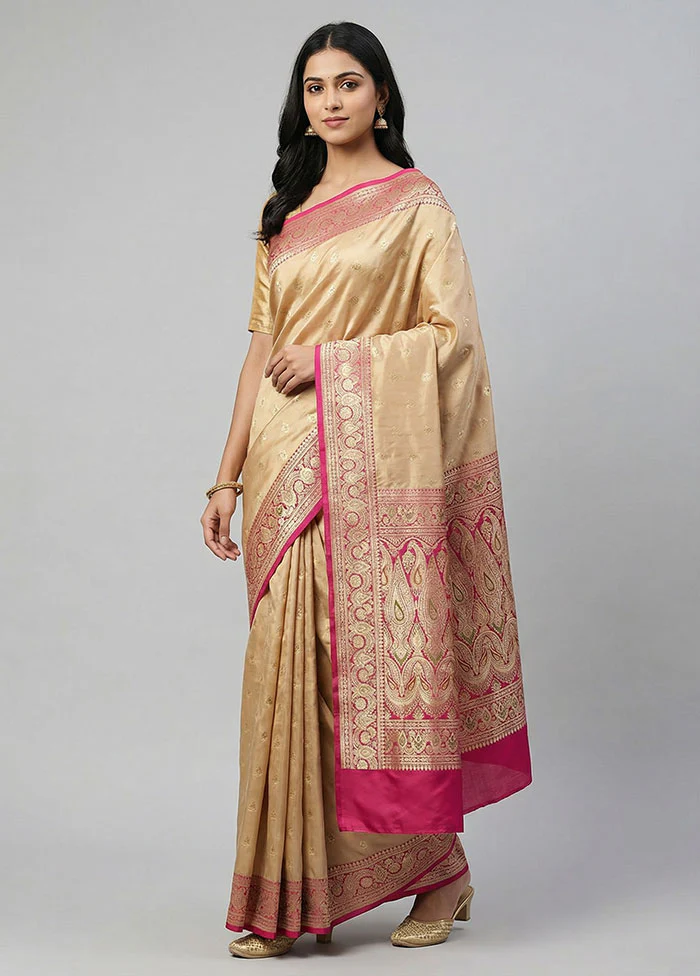 Cream Handloom Banarasi Pure Silk Saree With Blouse Piece