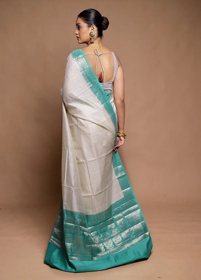 White Handloom Dupion Pure Silk Saree With Blouse Piece - Image 3