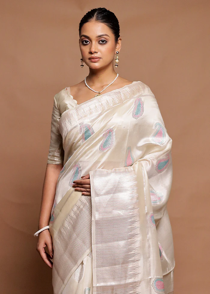 Cream Handloom Dupion Pure Silk Saree With Blouse Piece - Image 2