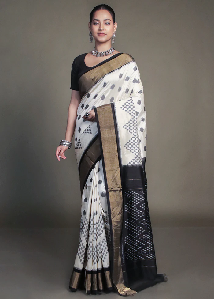 Cream Handloom Ikkat Pure Silk Saree With Blouse Piece