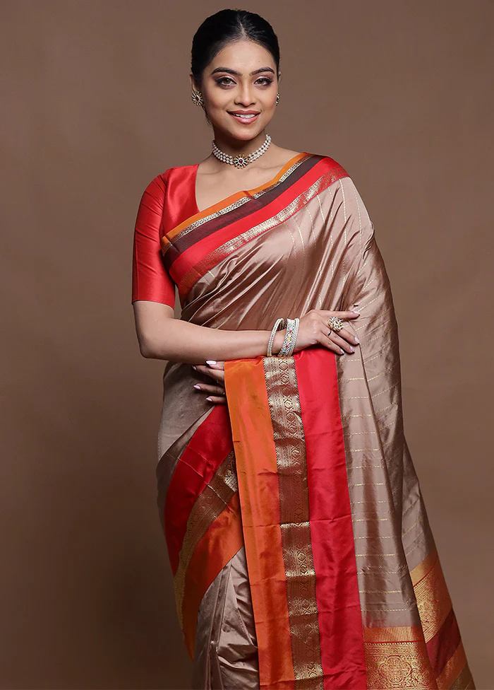 Cream Handloom Kanchipuram Pure Silk Saree With Blouse Piece - Image 2