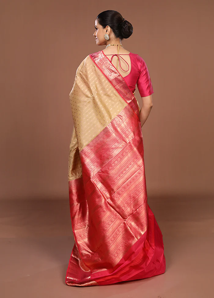 Cream Handloom Kanchipuram Pure Silk Saree With Blouse Piece - Image 3