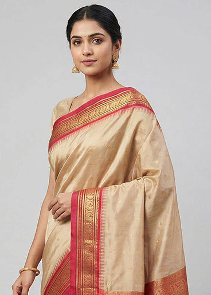 Cream Handloom Kanjivaram Pure Silk Saree With Blouse Piece - Image 2