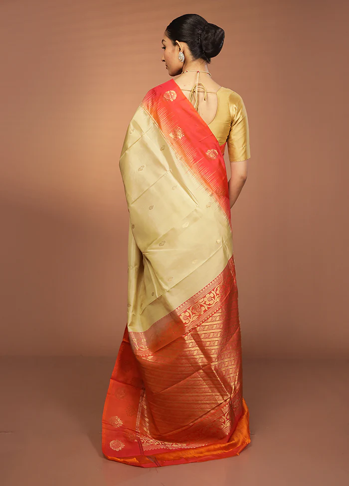 Cream Handloom Kanjivaram Pure Silk Saree With Blouse Piece - Image 3