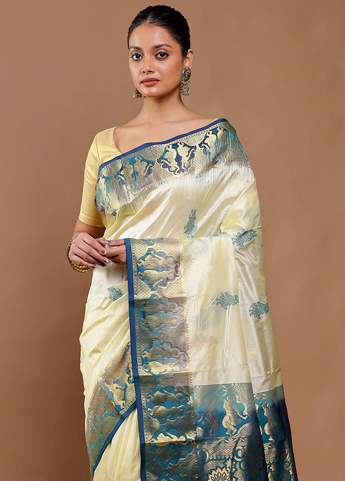 Cream Handloom Kanjivaram Pure Silk Saree With Blouse Piece - Image 2