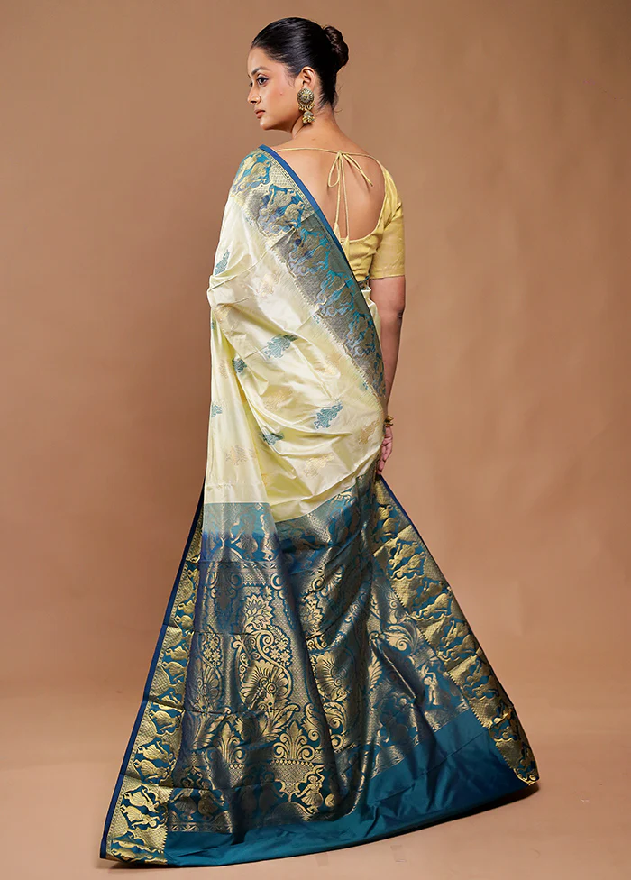 Cream Handloom Kanjivaram Pure Silk Saree With Blouse Piece - Image 3
