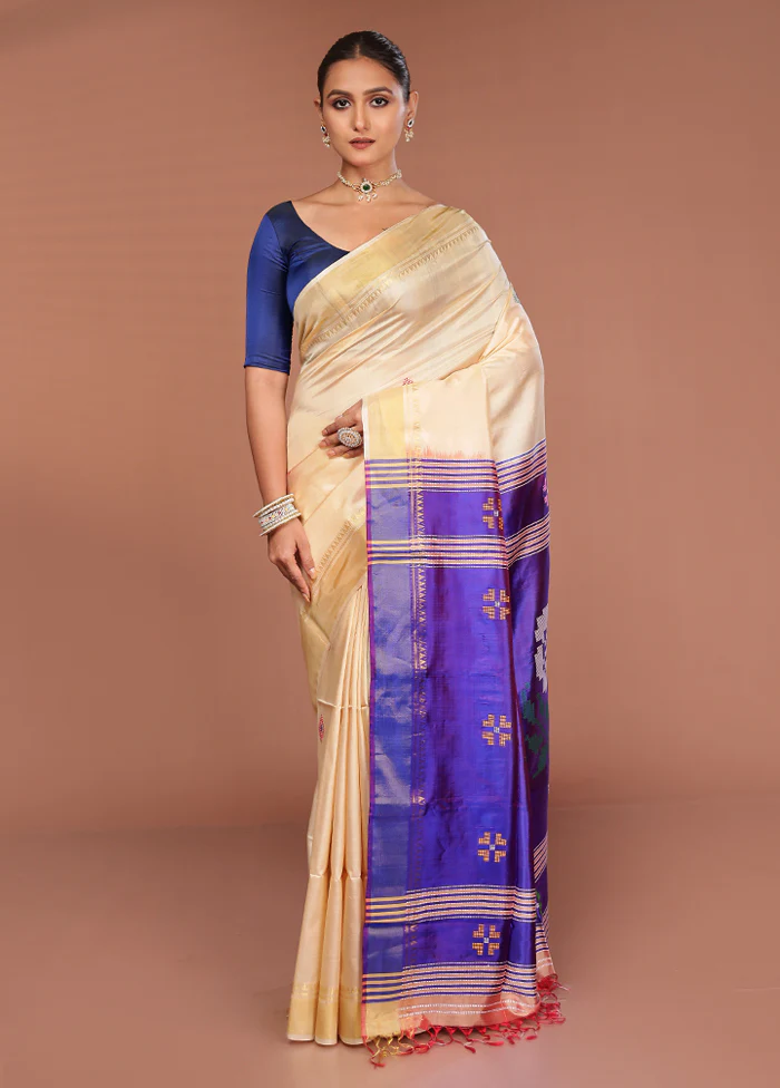 Cream Handloom Kalakshetra Pure Silk Saree With Blouse Piece - Image 2