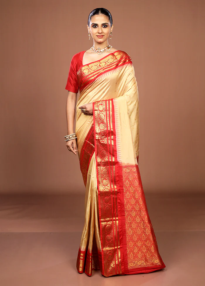 Cream Handloom Kanjivaram Pure Silk Saree With Blouse Piece - Image 2