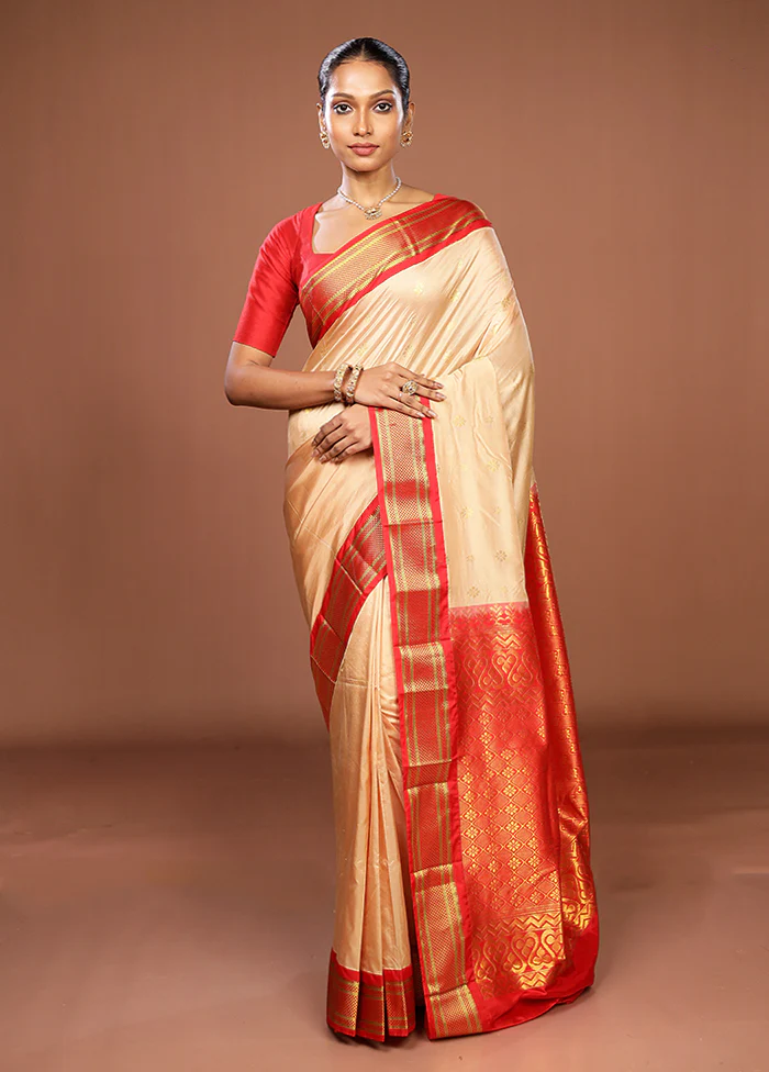 Cream Handloom Kanjivaram Pure Silk Saree With Blouse Piece - Image 2