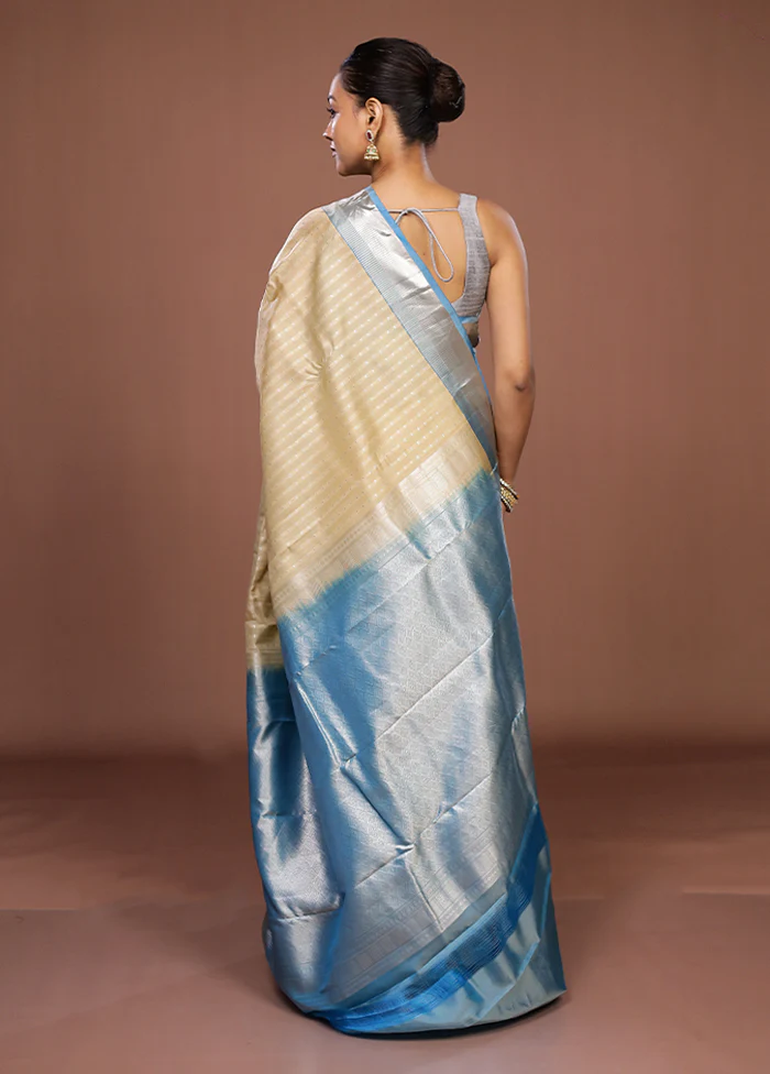 Cream Handloom Kanjivaram Pure Silk Saree With Blouse Piece - Image 3