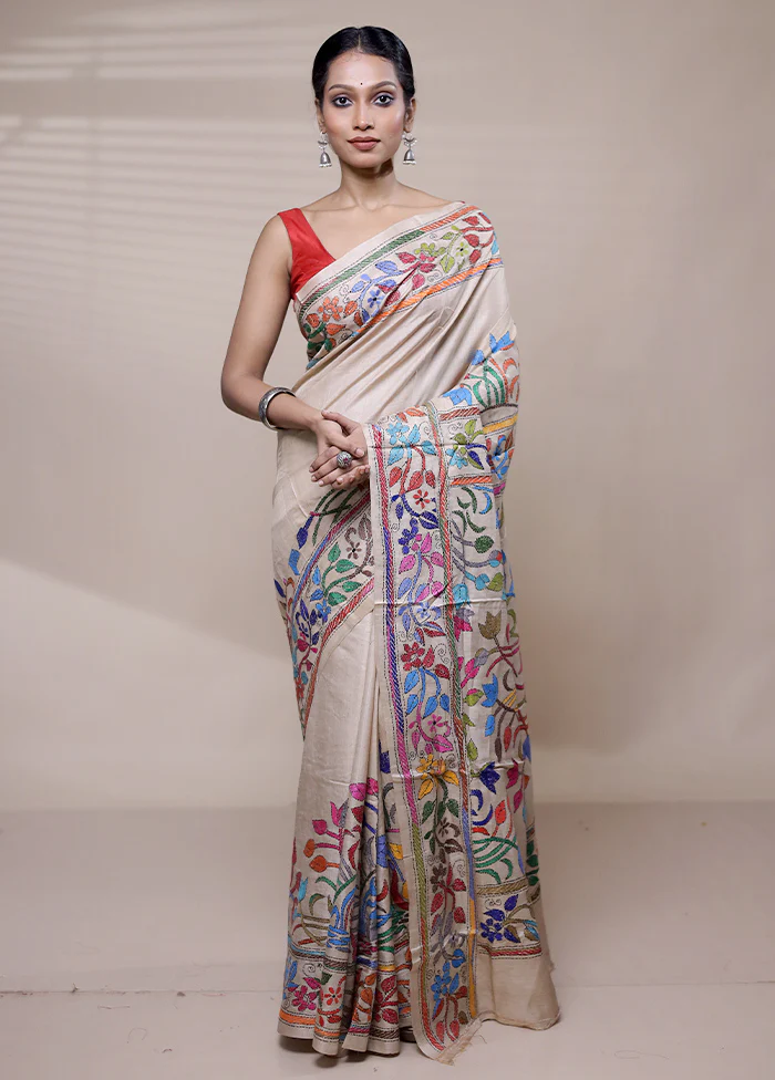 Cream Handloom Kantha Stitch Pure Silk Saree With Blouse Piece - Image 2
