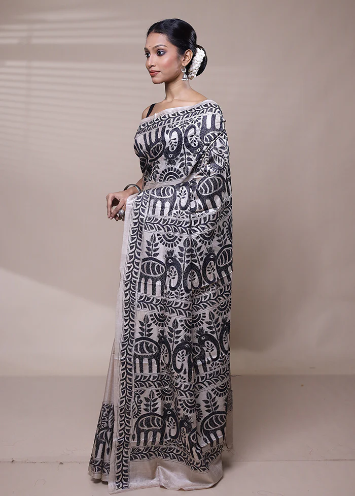 Cream Handloom Kantha Stitch Pure Silk Saree With Blouse Piece - Image 4