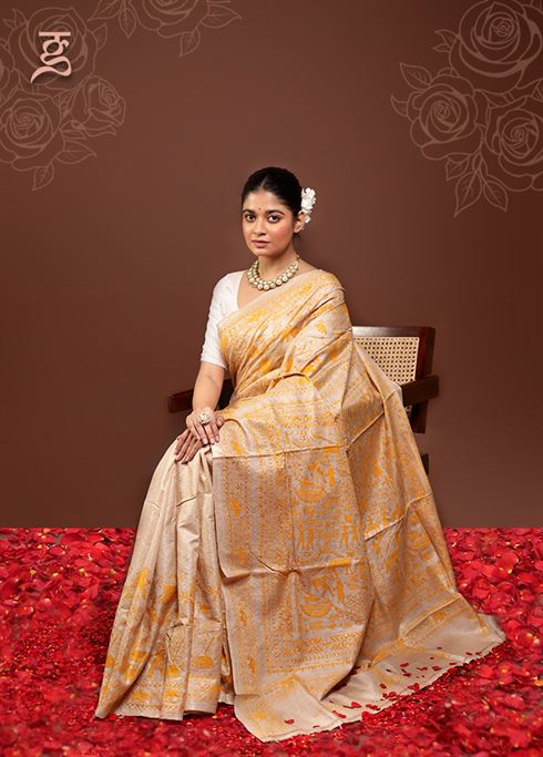 Cream Handloom Kantha Stitch Pure Silk Saree With Blouse Piece - Image 2