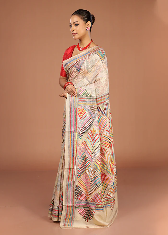 Cream Handloom Kantha Stitch Pure Silk Saree With Blouse Piece - Image 4