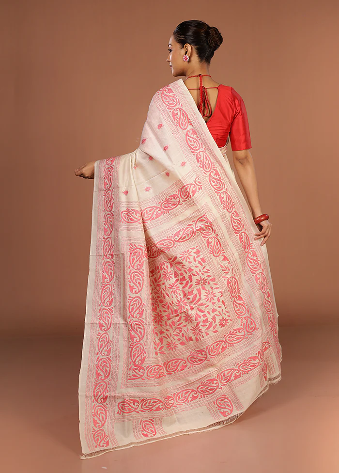 Cream Handloom Kantha Stitch Pure Silk Saree With Blouse Piece - Image 3