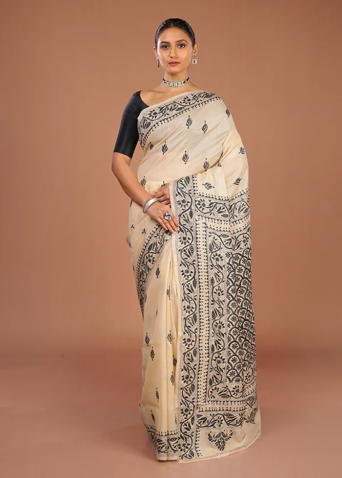 Cream Handloom Kantha Stitch Pure Silk Saree With Blouse Piece - Image 2