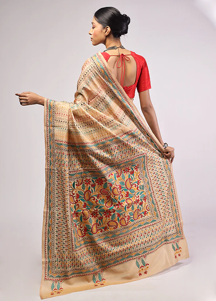 Cream Handloom Kantha Stitch Pure Silk Saree With Blouse Piece - Image 3