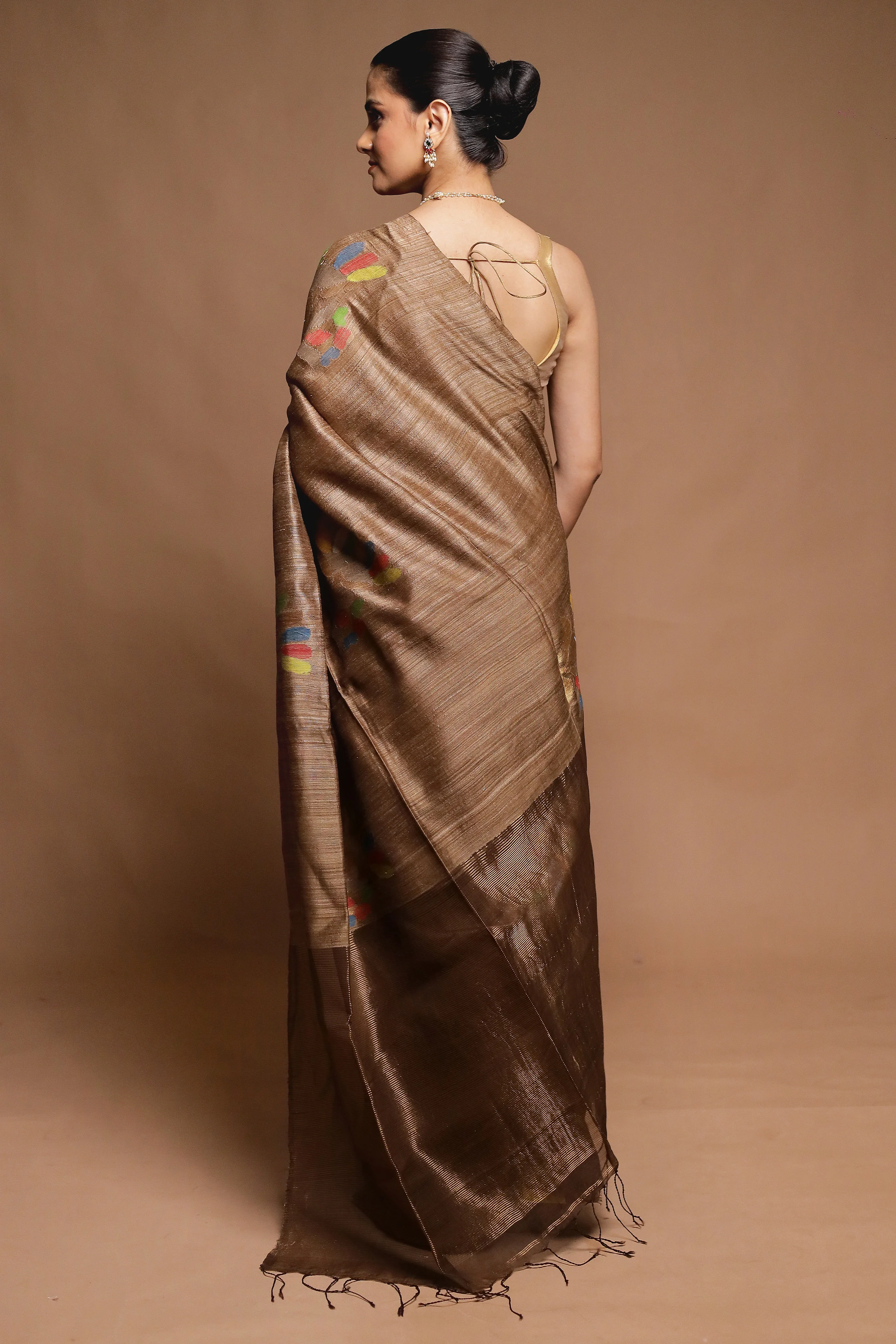 Cream Handloom Matka Pure Silk Saree With Blouse Piece - Image 3