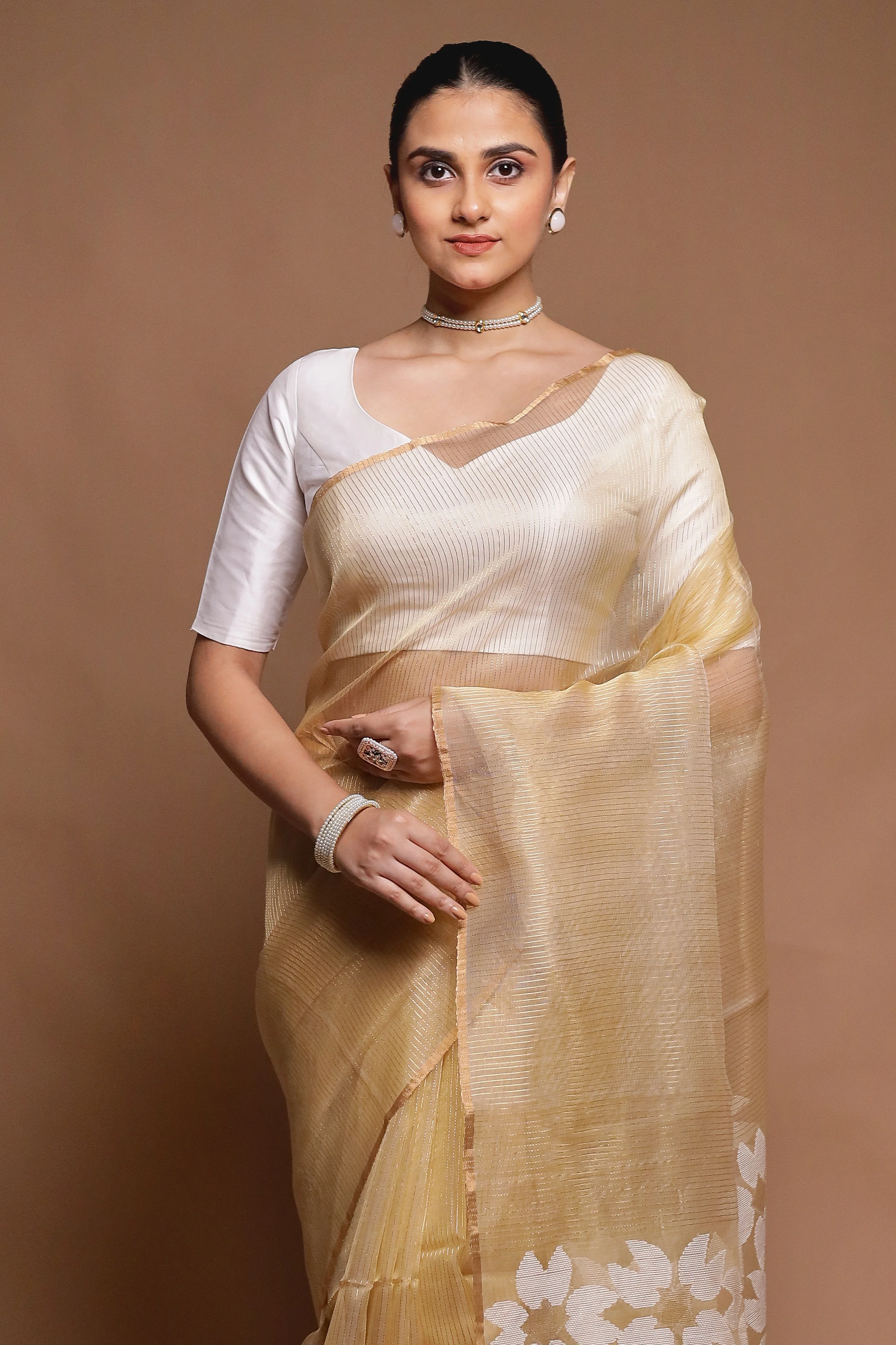 Cream Handloom Matka Pure Silk Saree With Blouse Piece - Image 2