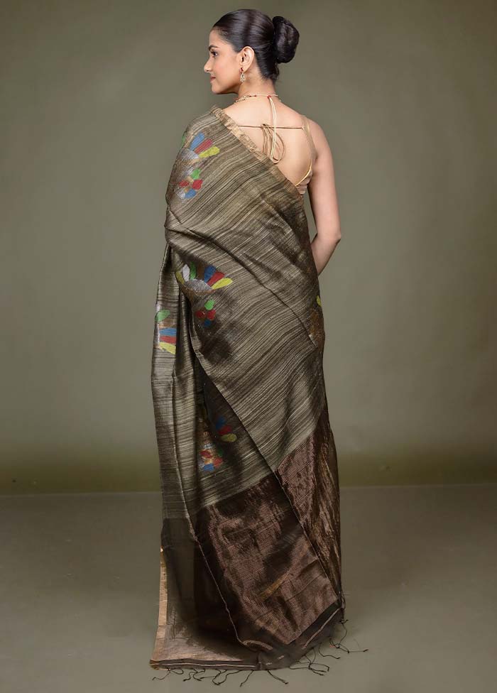 Cream Handloom Matka Pure Silk Saree With Blouse Piece - Image 3
