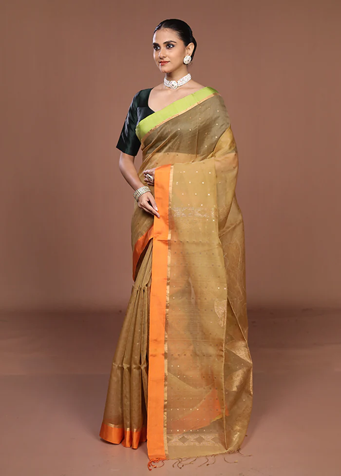 Cream Handloom Matka Pure Silk Saree With Blouse Piece - Image 4