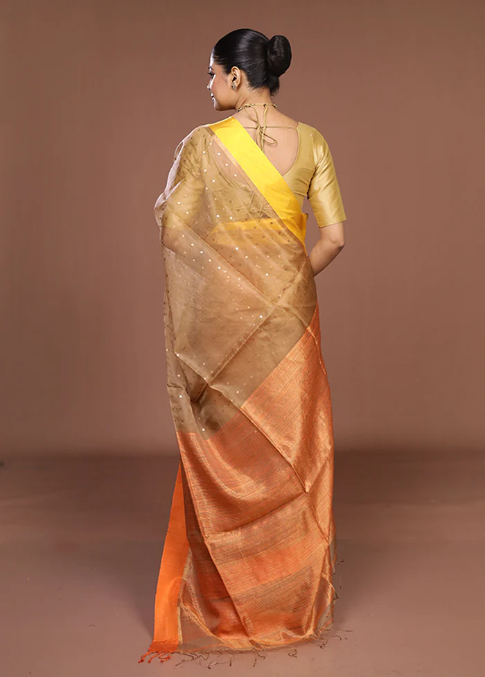Cream Handloom Matka Pure Silk Saree With Blouse Piece - Image 3