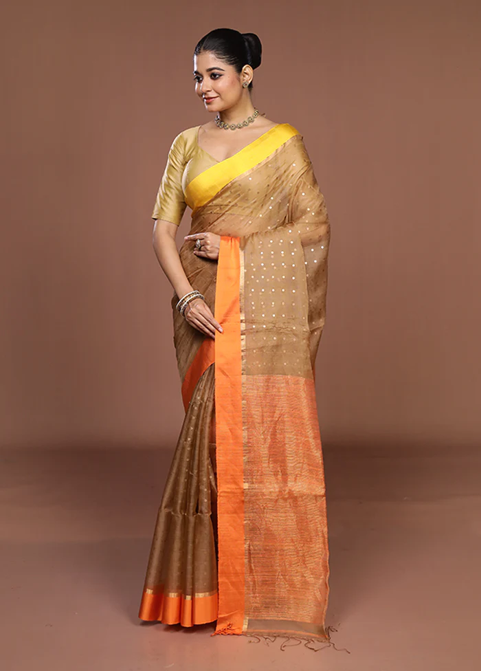 Cream Handloom Matka Pure Silk Saree With Blouse Piece - Image 4