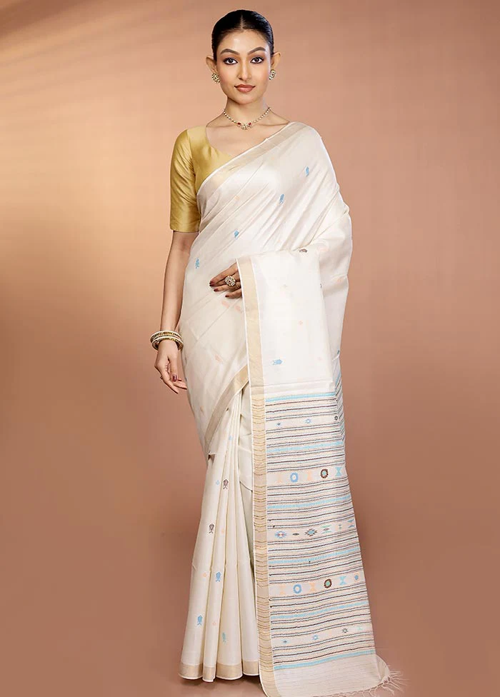 Cream Handloom Tussar Pure Silk Saree With Blouse Piece - Image 2