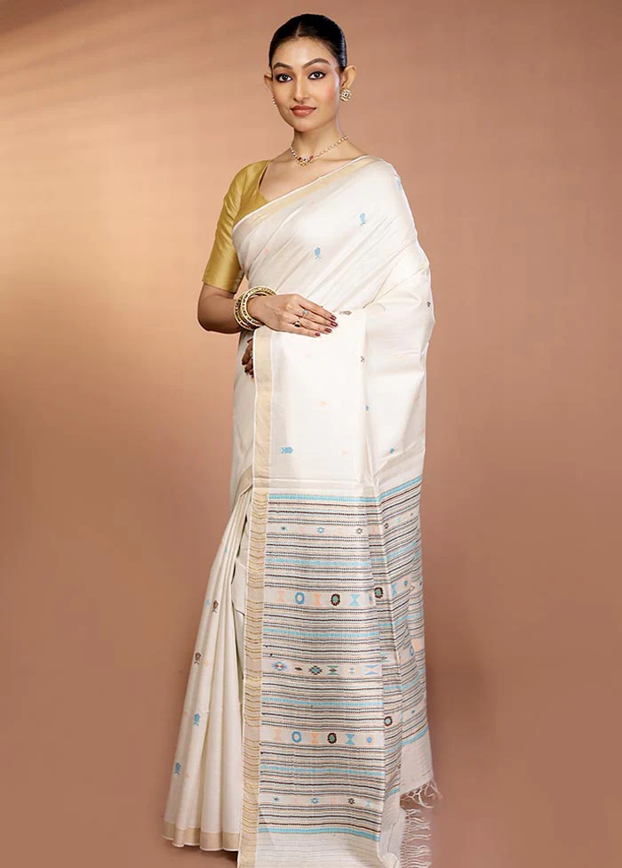 Cream Handloom Tussar Pure Silk Saree With Blouse Piece - Image 4