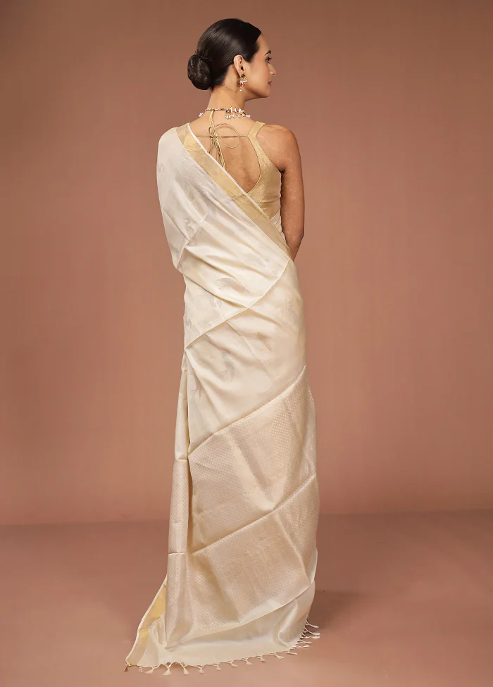 Cream Handloom Tussar Pure Silk Saree With Blouse Piece - Image 3