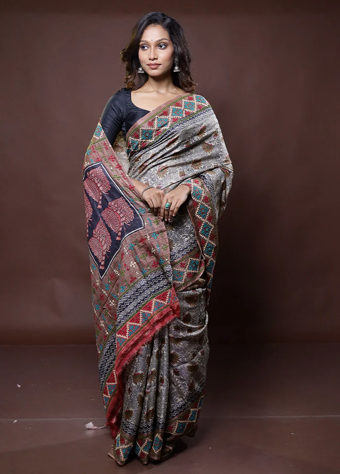 Cream Handloom Tussar Pure Silk Saree With Blouse Piece - Image 2