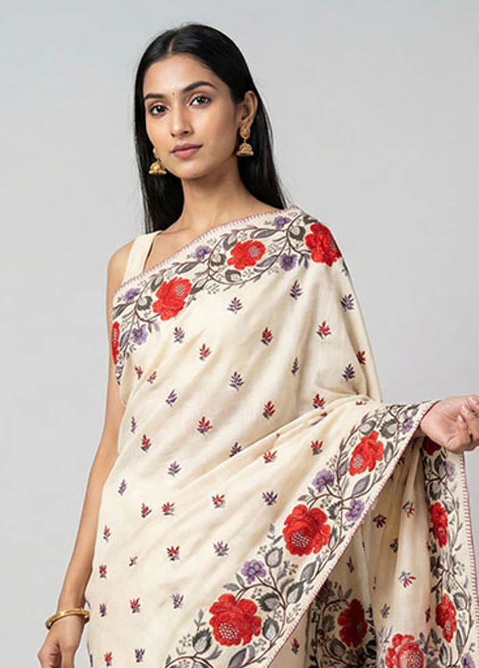 Cream Handloom Tussar Pure Silk Saree With Blouse Piece - Image 2