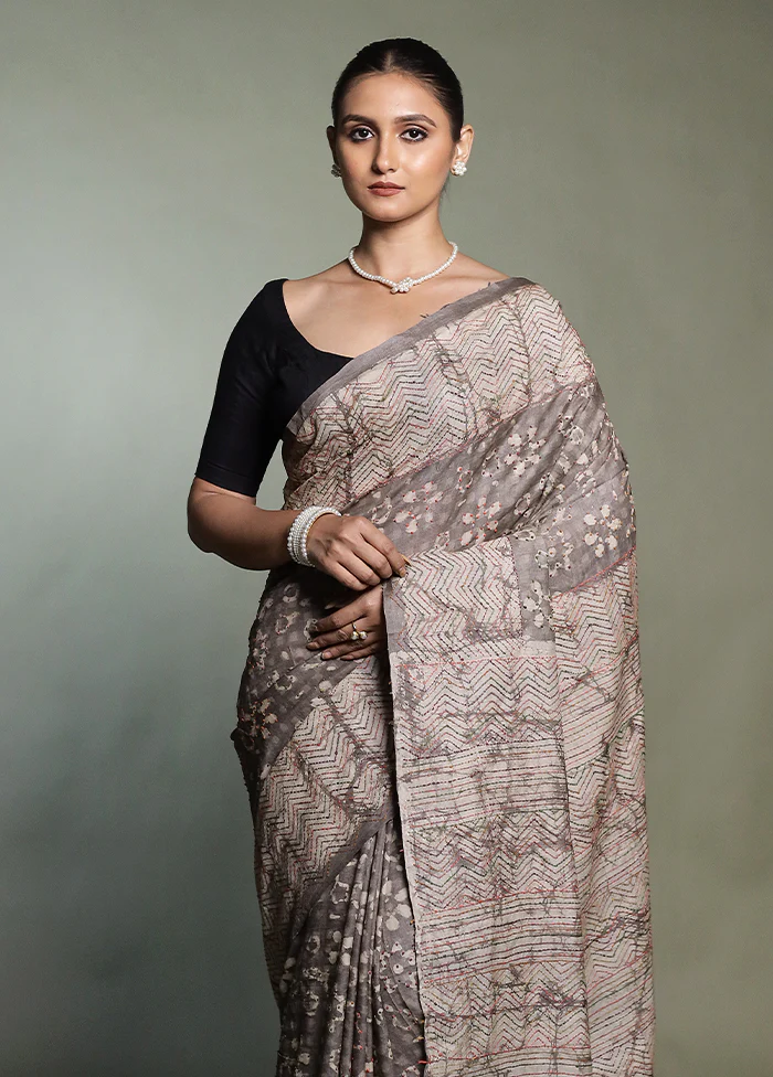 Cream Handloom Tussar Pure Silk Saree With Blouse Piece