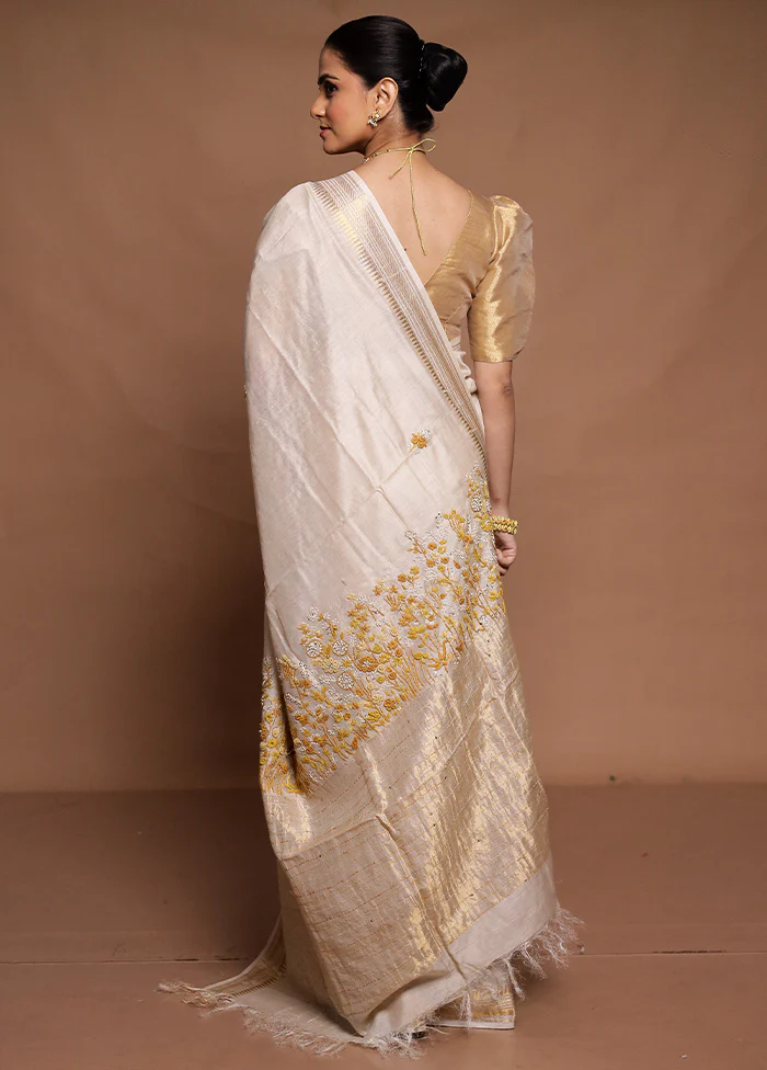Cream Handloom Tussar Pure Silk Saree With Blouse Piece - Image 3