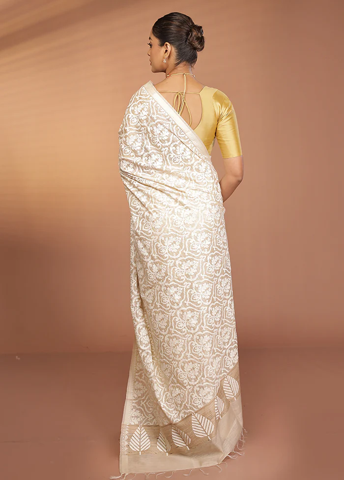 Cream Handloom Tussar Pure Silk Saree With Blouse Piece - Image 3