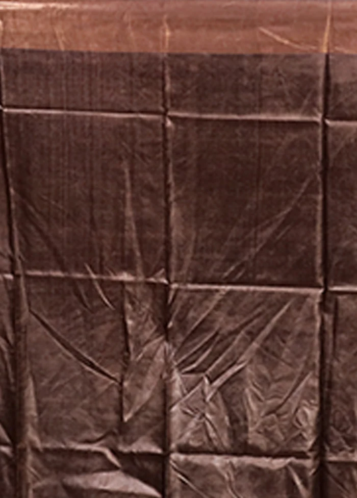Green Handloom Tussar Pure Silk Saree With Blouse Piece - Image 5