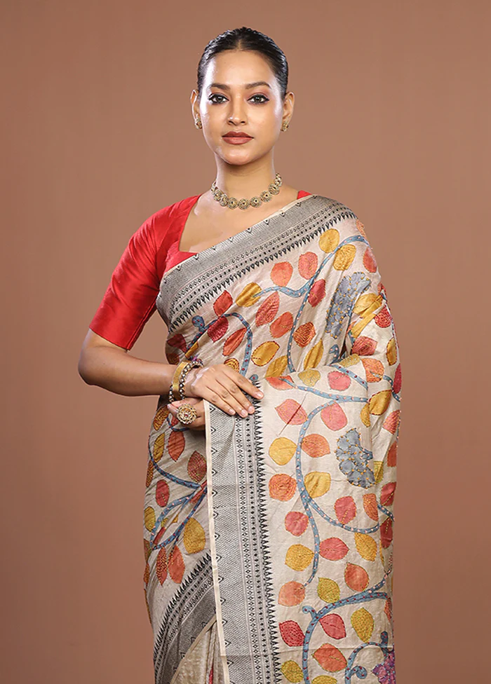 Cream Handloom Tussar Pure Silk Saree With Blouse Piece