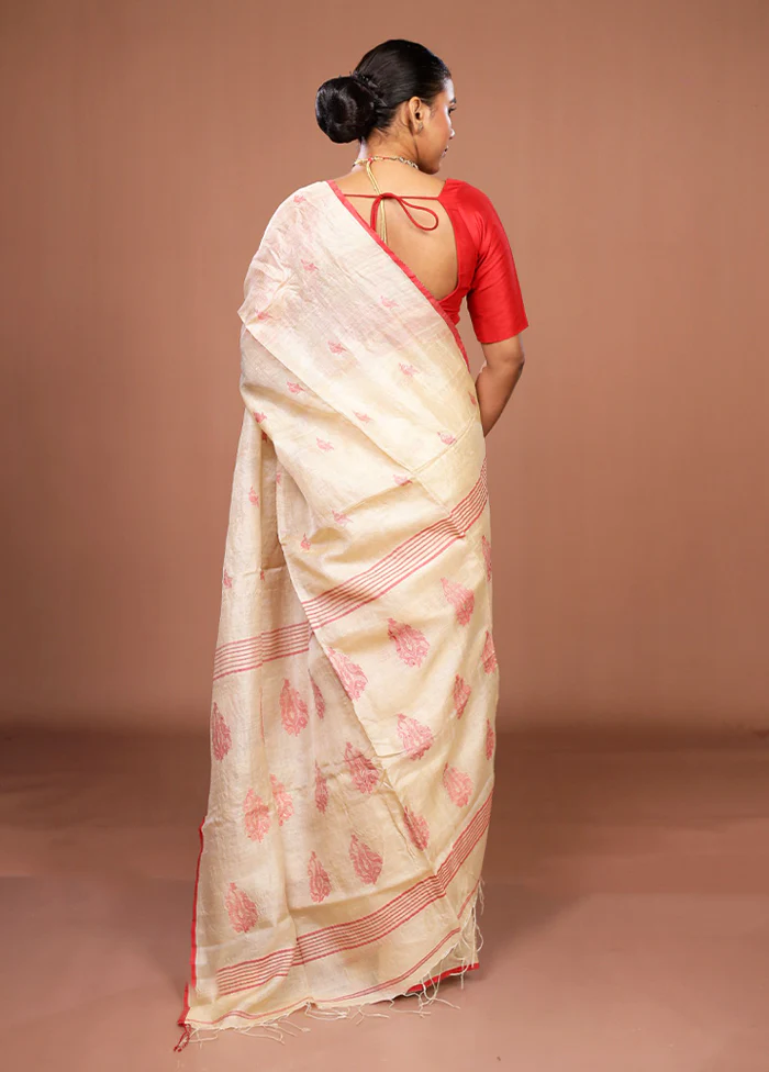 Cream Handloom Tussar Pure Silk Saree With Blouse Piece - Image 3