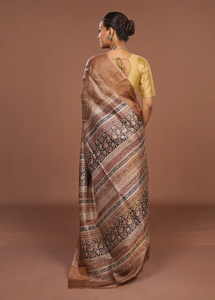 Cream Handloom Tussar Pure Silk Saree With Blouse Piece - Image 3