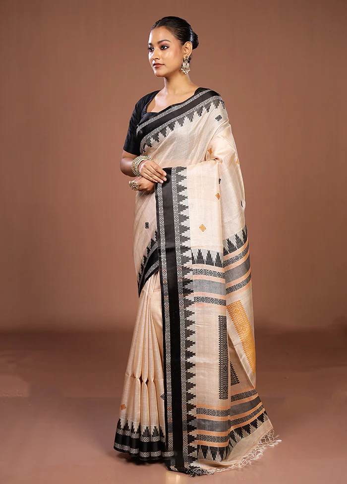 Cream Handloom Tussar Pure Silk Saree With Blouse Piece - Image 4