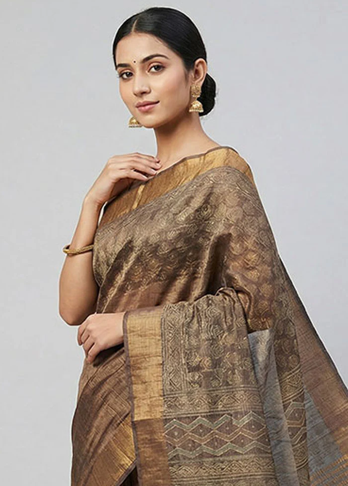 Cream Handloom Tussar Pure Silk Saree With Blouse Piece - Image 2