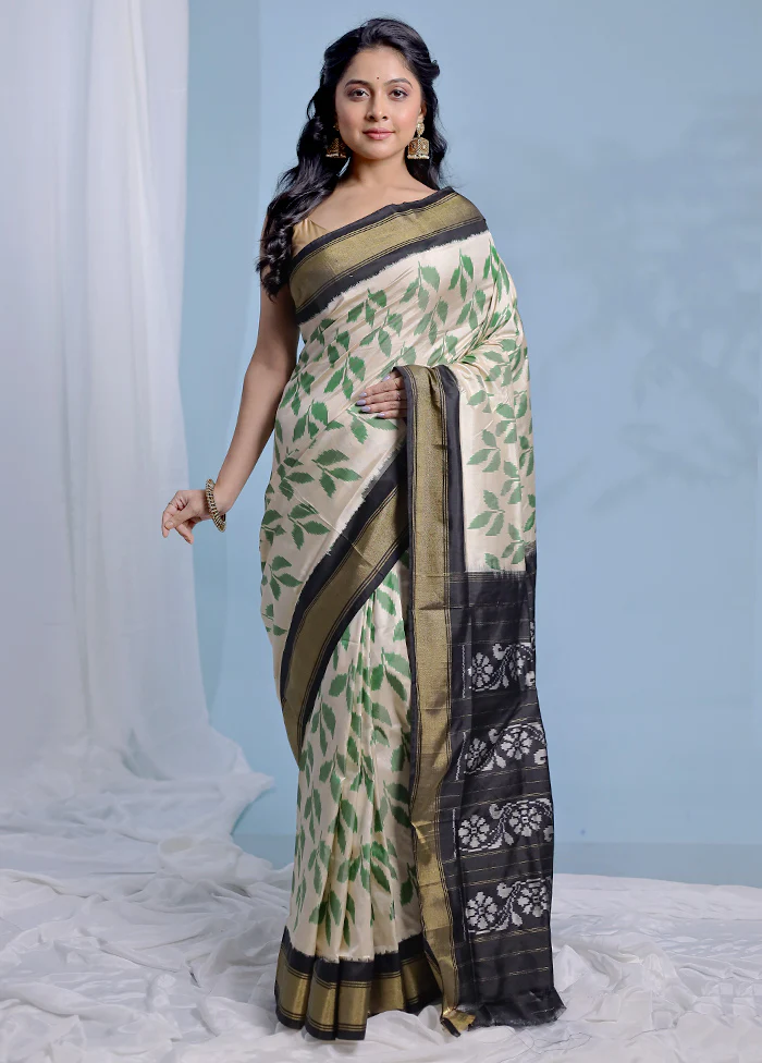 Cream Ikkat Pure Silk Saree With Blouse Piece - Image 3